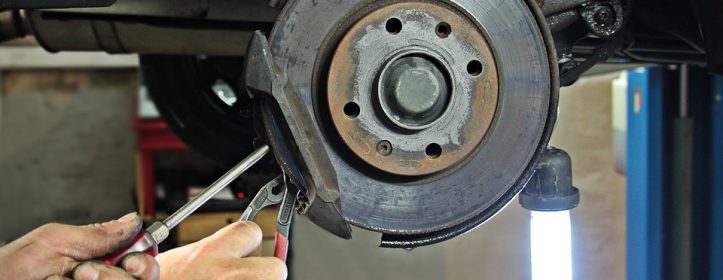 Looking for a Phoenix AZ Auto Repair Shop?