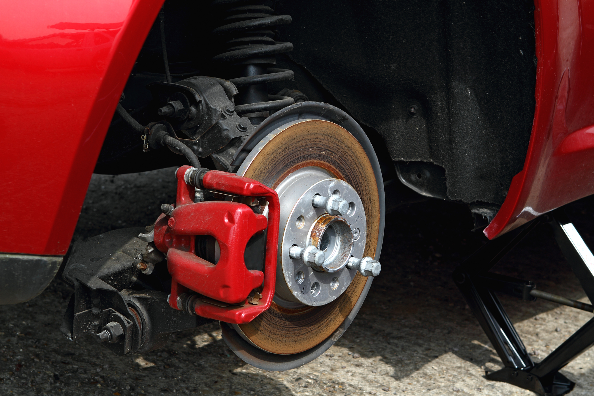 Brake Servicing – It’s Time to Get Your Brakes Checked